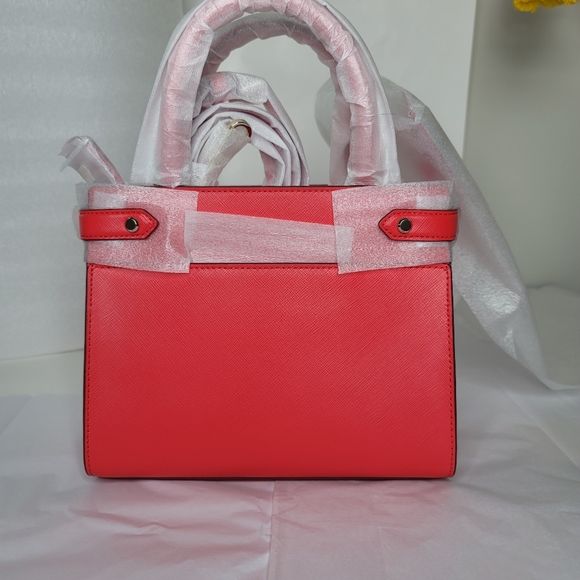 Kate Spade cross body bag 🎒 - Picture 4 of 9